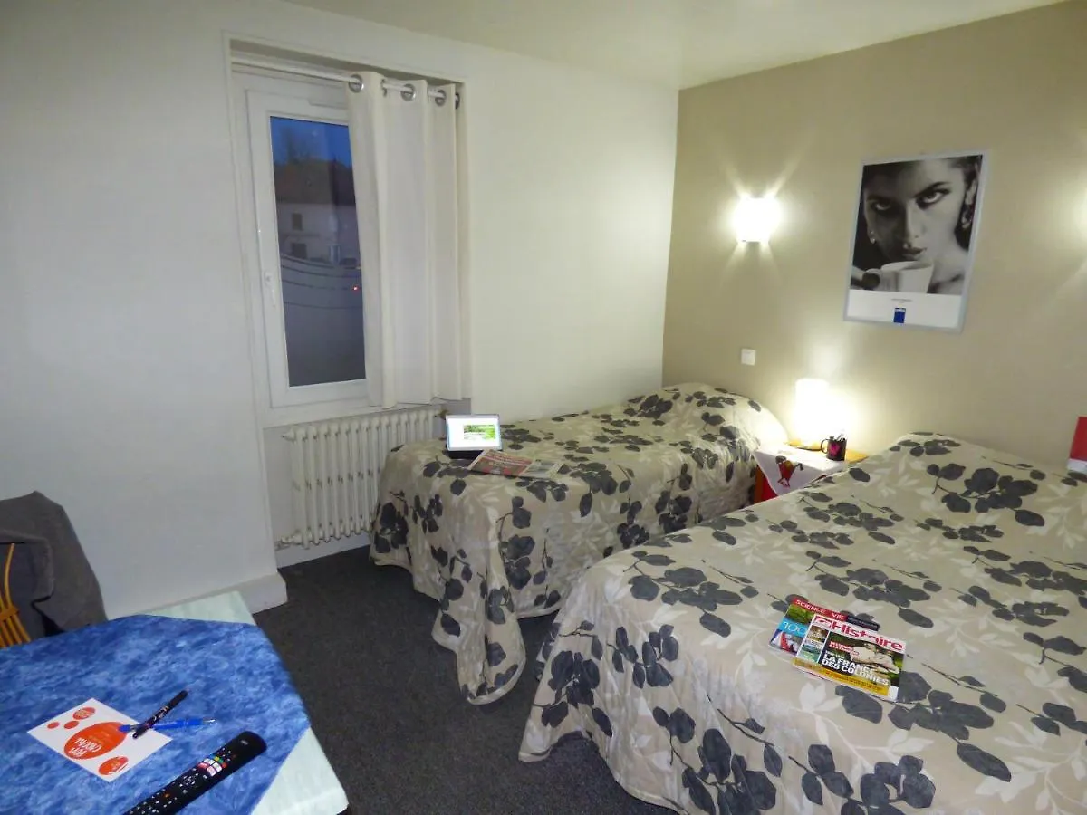 מלון Les Avenières Auberge Des Avenieres